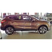 Baguettes latérales adhésives NISSAN Qashqai depuis 2013